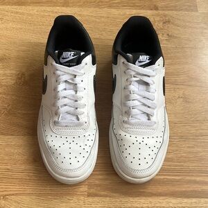 Court Vision Sneaker